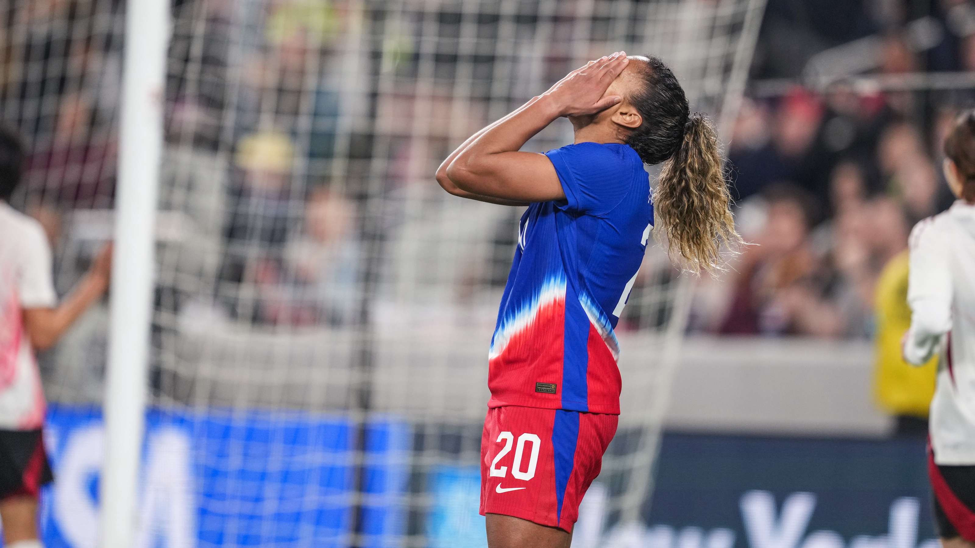 幾乎無懈可 幾乎無懈可